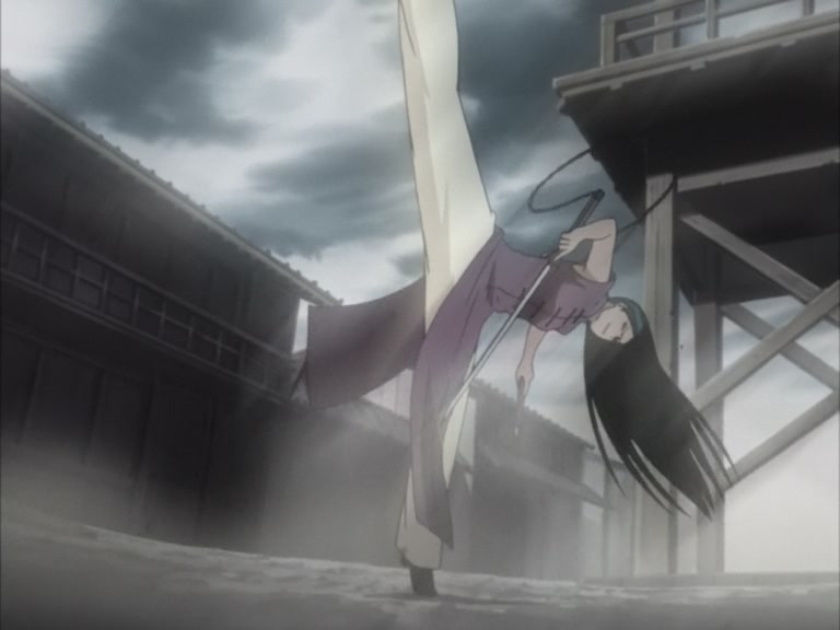 Bleach Ep 95: Byakuya Takes the Field! Dance of the Wind-Splitting Cherry Blossoms @ 00:07:07