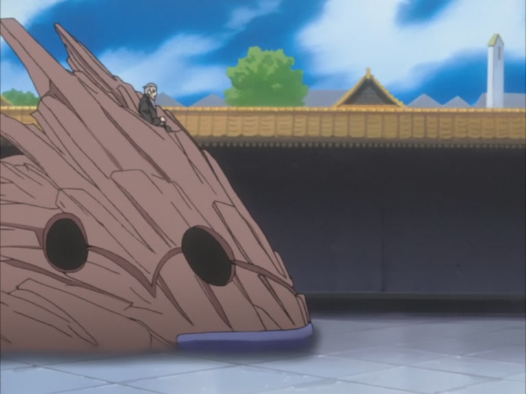 Bleach Ep 101: Mayuri's Bankai!! Sawatari: Clash of the Demon @ 00:03:38