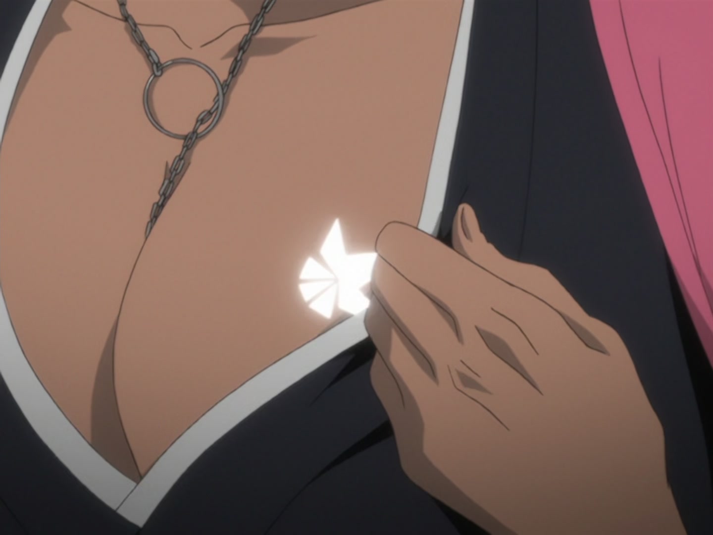 Bleach Ep 121: Clash! The Person Who Protects vs. The Person Who Is Hidden @ 00:05:00