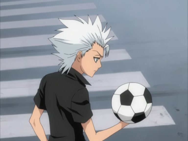 Bleach Ep 132: Hitsugaya, Karin, and Soccer Ball @ 00:02:22