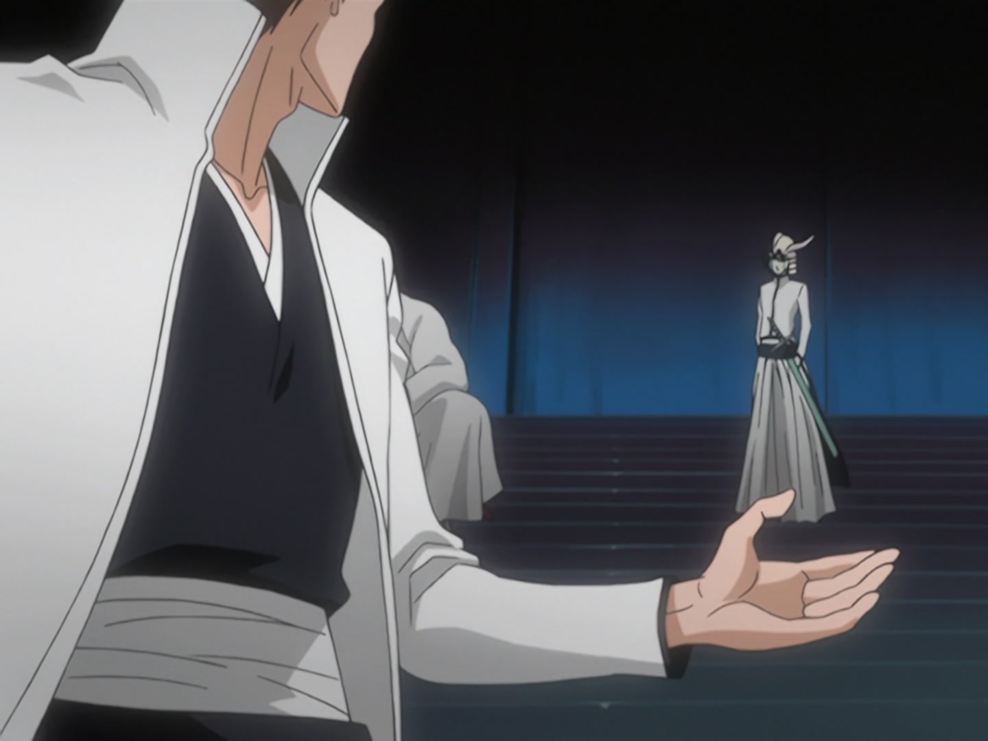 Bleach Ep 138: Hueco Mundo Moves Again! Hitsugaya vs. Yammy @ 00:03:33