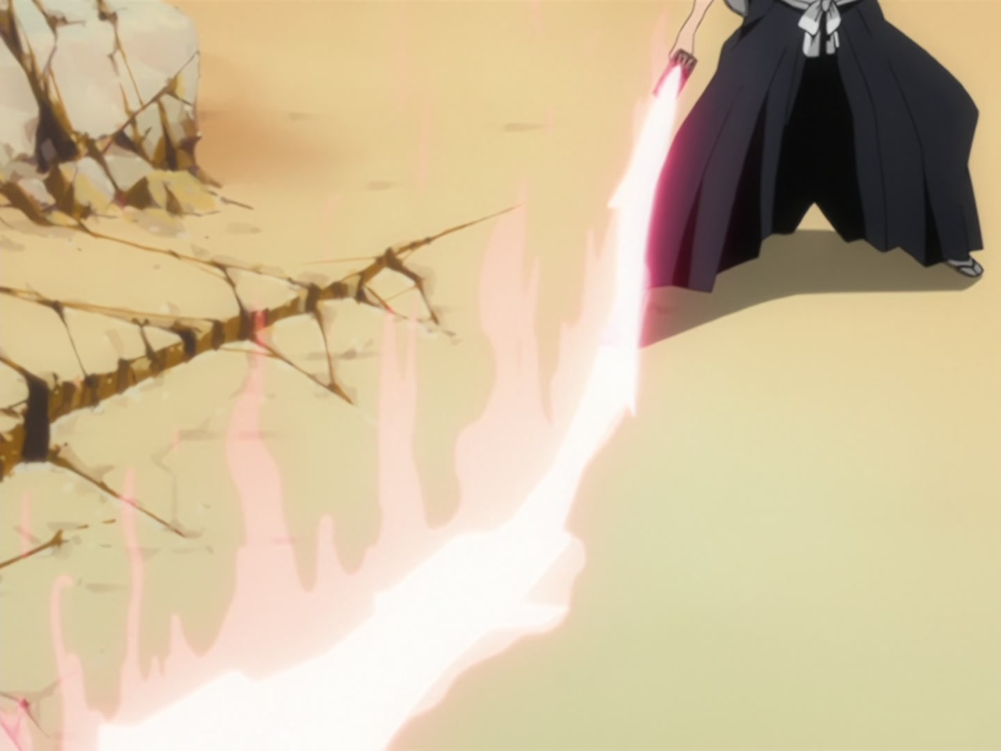 Bleach Ep 162: Szayelaporro Laughs, The Net of Renji Is Trapped @ 00:15:03