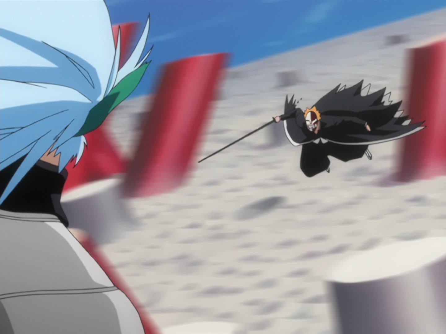 Bleach Ep 166: Desperate Effort vs. Desperate Effort! Hollowized Ichigo @ 00:09:02