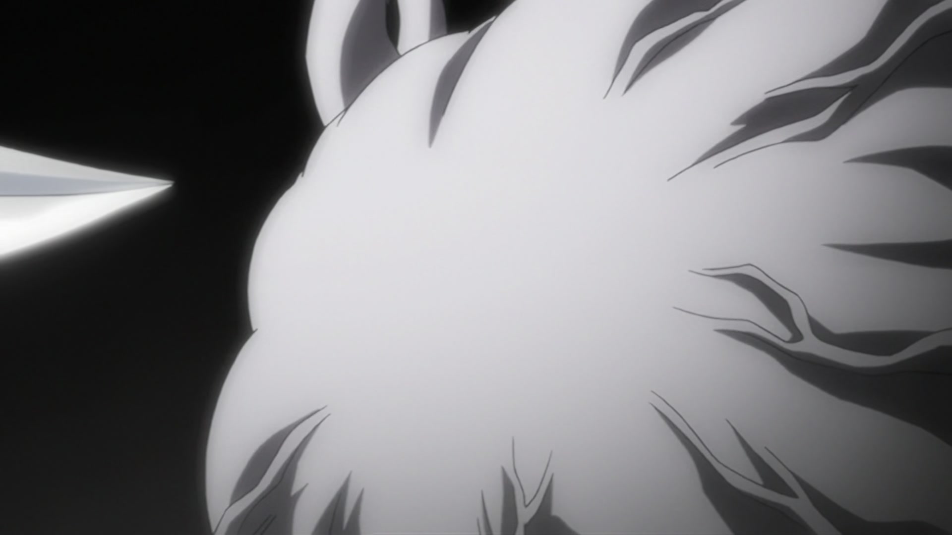 Bleach Ep 200: The Hardest Body!? Cut Down Nnoitra @ 00:05:03