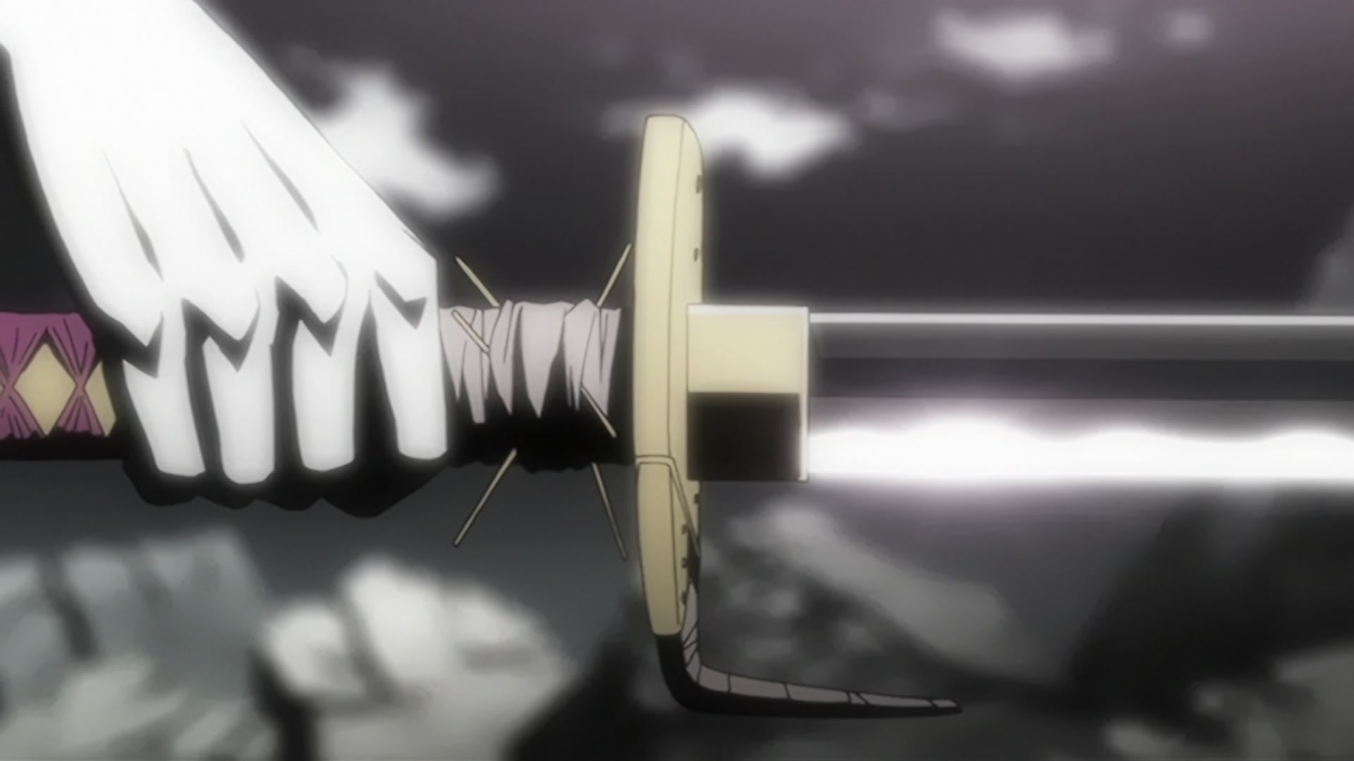 Bleach Ep 200: The Hardest Body!? Cut Down Nnoitra @ 00:05:12