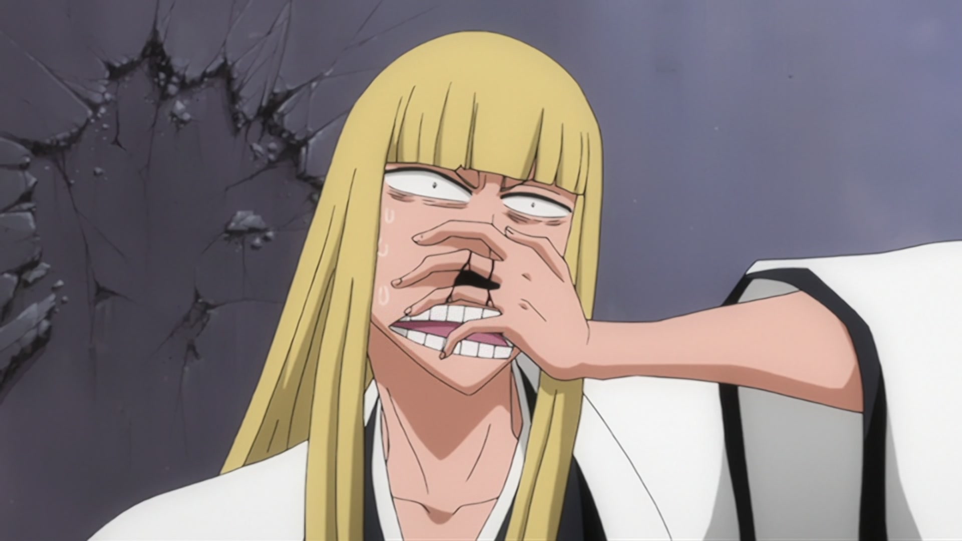 Bleach Ep 206: The Past Chapter Begins! The Truth from 110 Years Ago @ 00:04:16