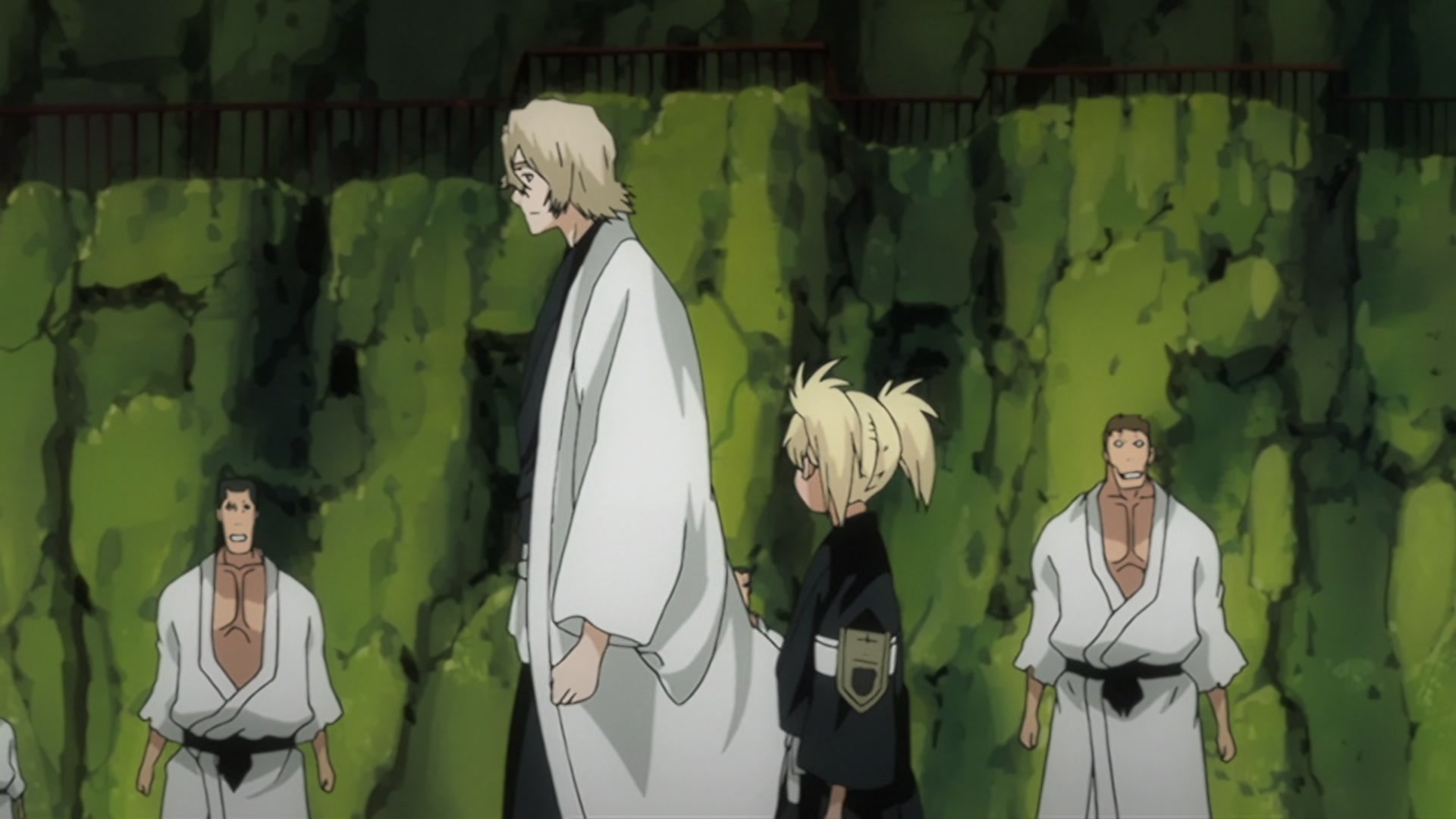 Bleach Ep 208: Aizen and the Genius Boy @ 00:08:52