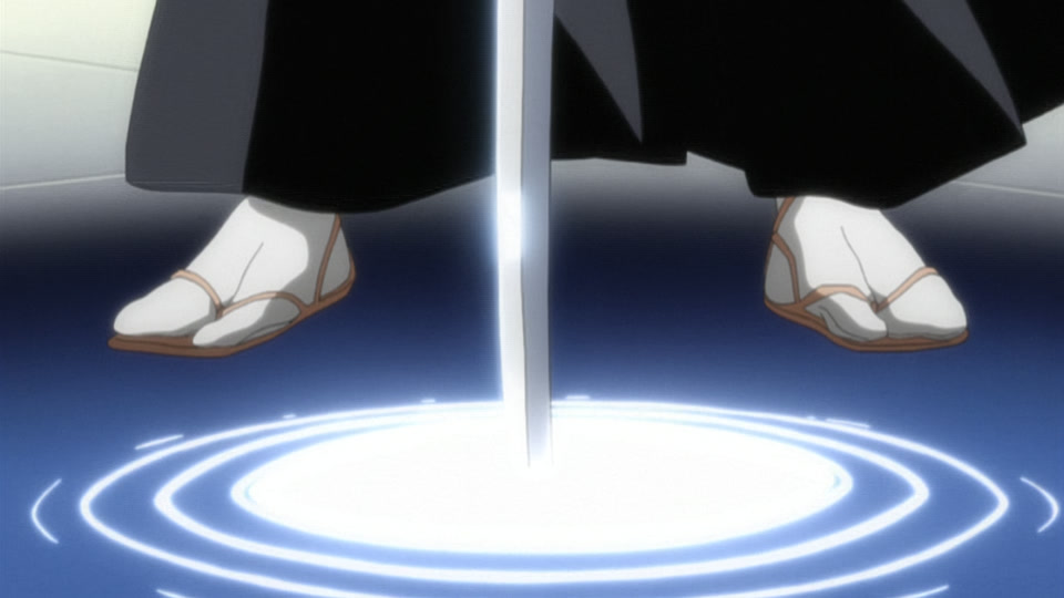 Bleach Ep 230: A New Enemy! The Materialization of Zanpakuto @ 00:05:43