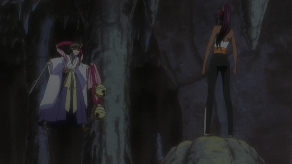 Bleach Ep 249: Senbonzakura's Bankai! Offense and Defense of the Living World @ 00:05:19