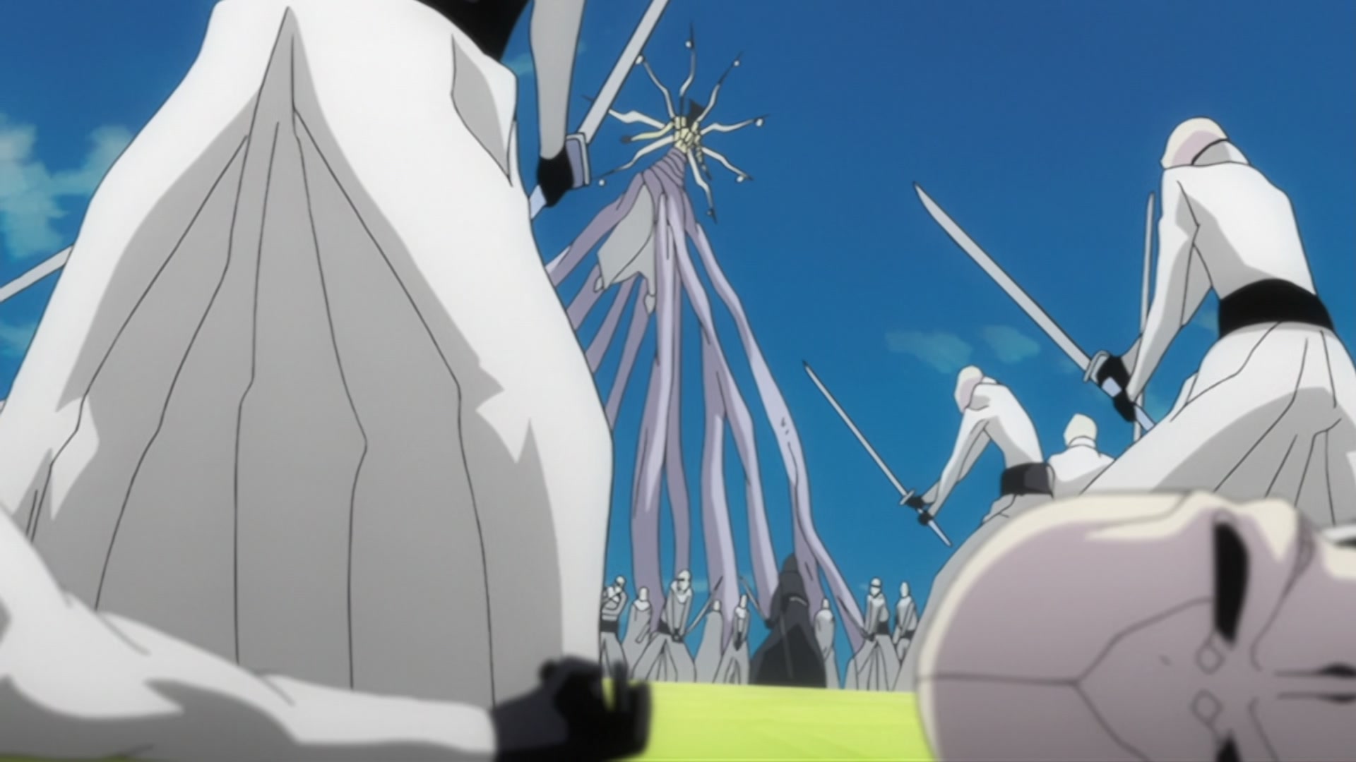 Bleach Ep 269: Ichigo and Uryu, Bonded Back to Back @ 00:09:25