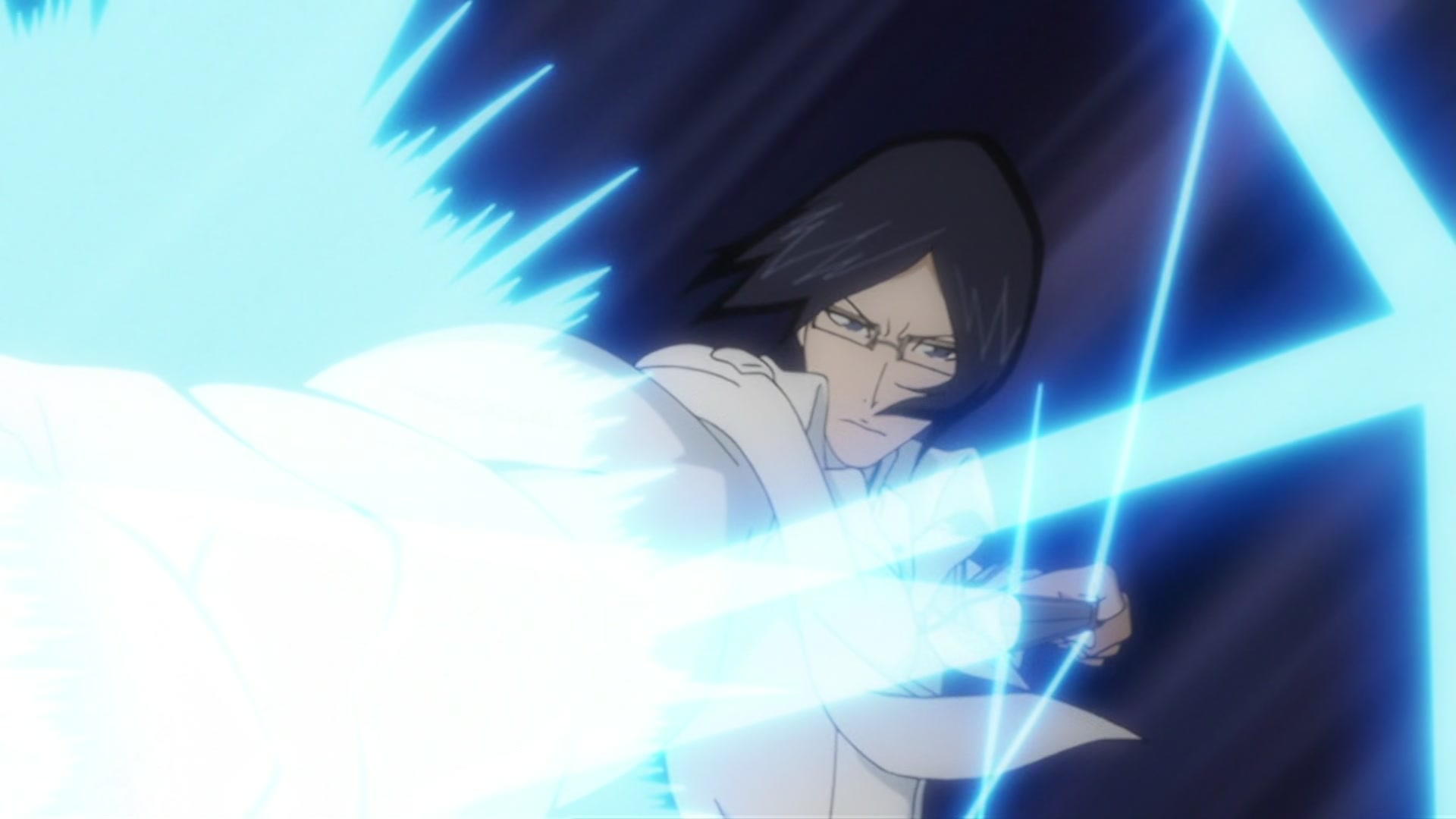 Bleach Ep 269: Ichigo and Uryu, Bonded Back to Back @ 00:11:10
