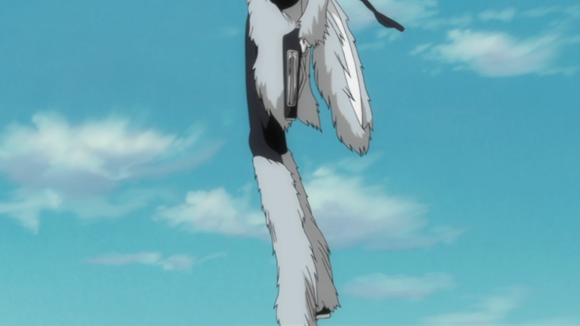 Bleach Ep 282: Power of the Soul! Los Lobos, Attack! @ 00:05:37
