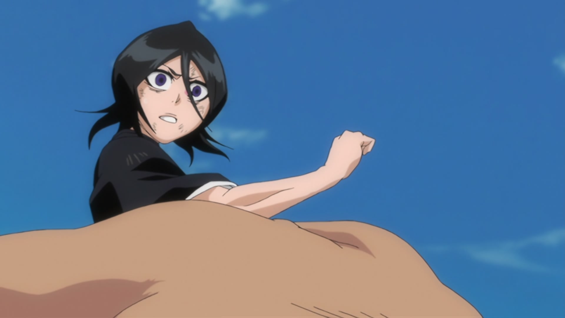 Bleach Ep 286: Ichigo's Return! Protect Karakura Town @ 00:05:13