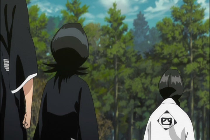 Bleach Ep 335: Hiding in the Dangai? Another Ichigo?! @ 00:05:04