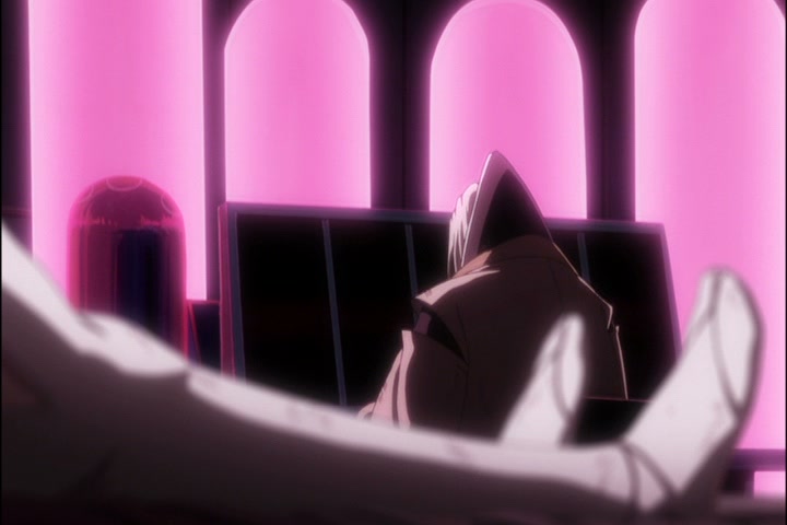 Bleach Ep 335: Hiding in the Dangai? Another Ichigo?! @ 00:09:11