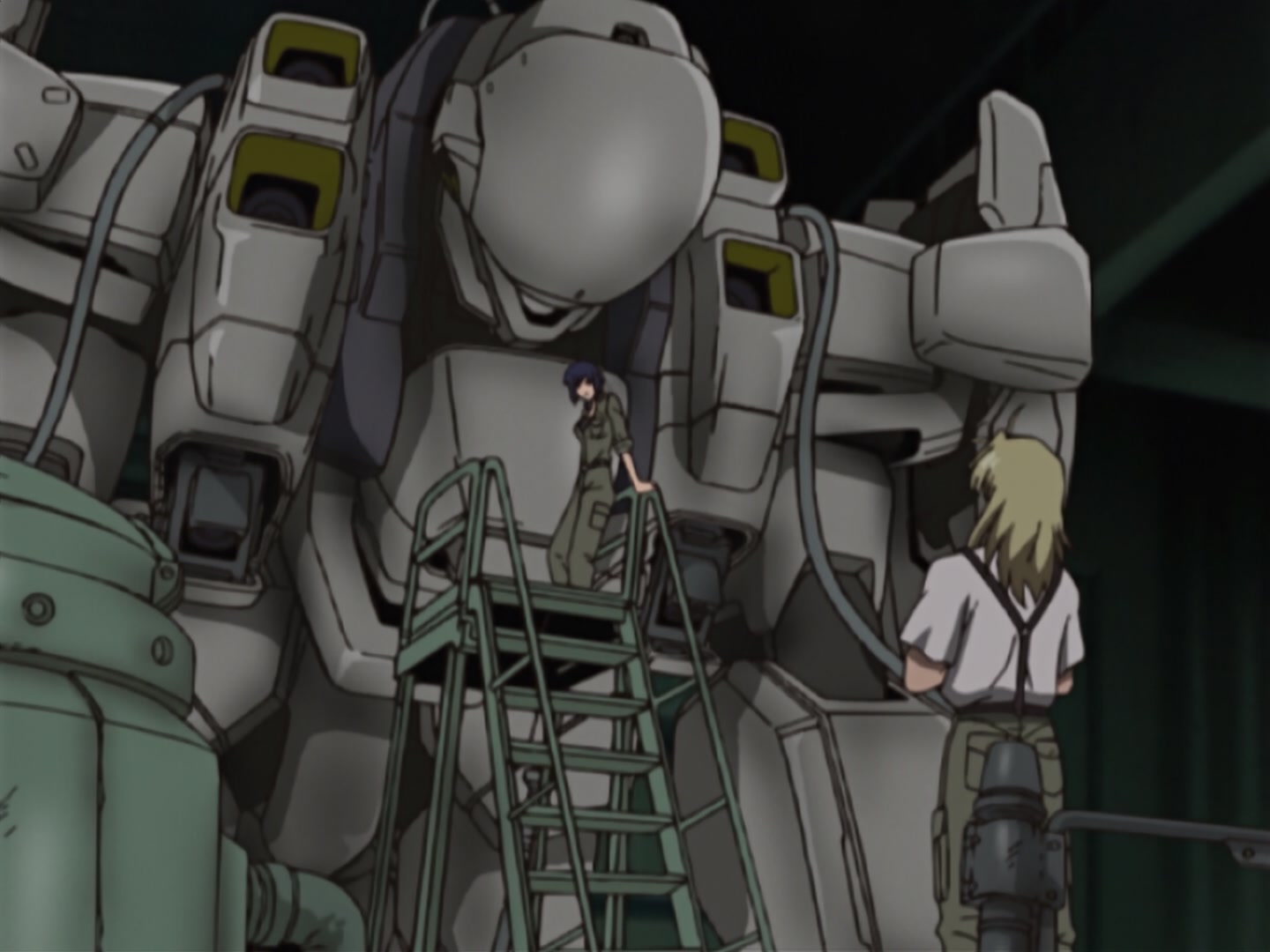 Full Metal Panic! Ep 5: A Whisper in the Dark @ 05:25