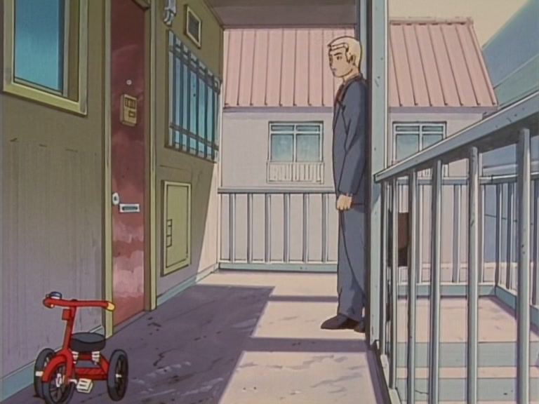 Great Teacher Onizuka Ep 7: The Mother of all Crushes @ 08:15