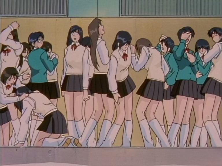 Great Teacher Onizuka Ep 9: Onizuka and the Art of War @ 08:50
