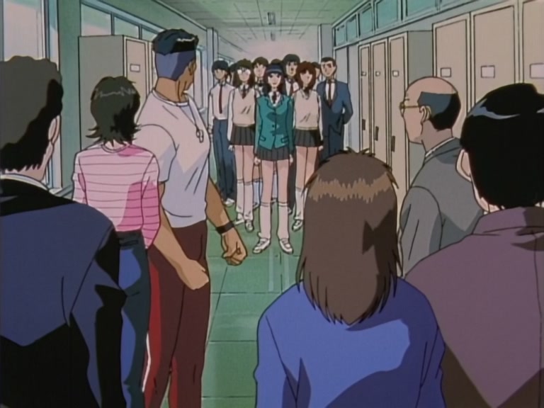Great Teacher Onizuka Ep 9: Onizuka and the Art of War @ 19:06