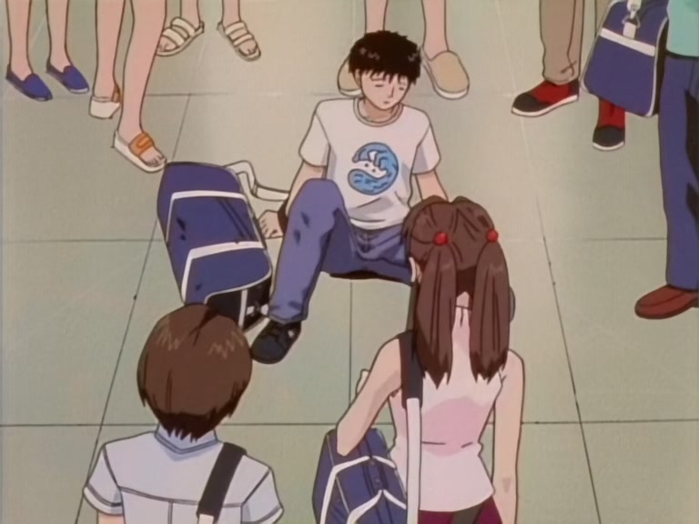 Great Teacher Onizuka Ep 37: Living Together @ 04:38