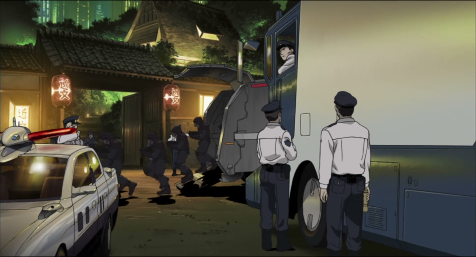 Ghost in the Shell: Stand Alone Complex Ep 1: Section-9: Public Security Section 9 @ 00:03:38