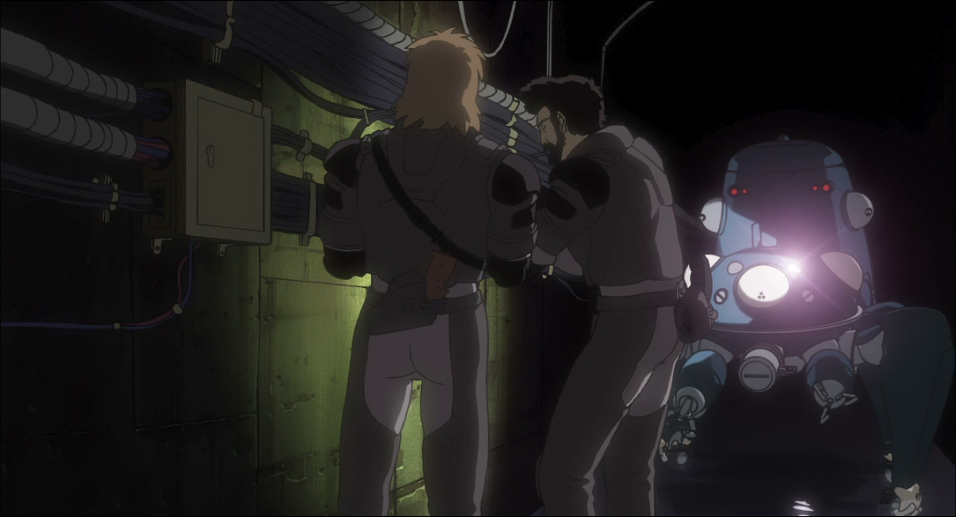 Ghost in the Shell: Stand Alone Complex Ep 1: Section-9: Public Security Section 9 @ 00:05:48