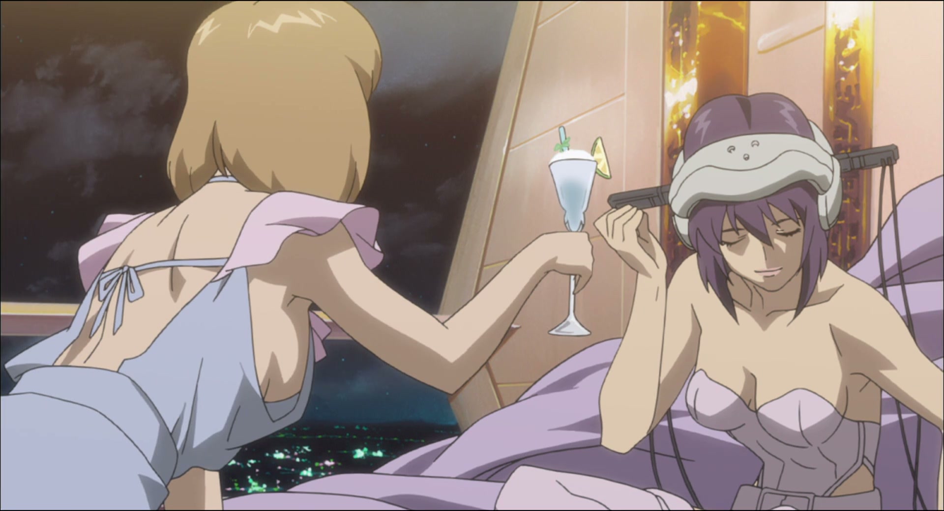 Ghost in the Shell: Stand Alone Complex Ep 5: Decoy: On the Edge of the Invitation @ 00:10:35