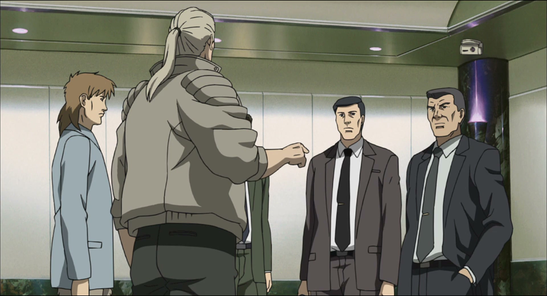 Ghost in the Shell: Stand Alone Complex Ep 39: DI: Face - MAKE UP @ 00:08:29