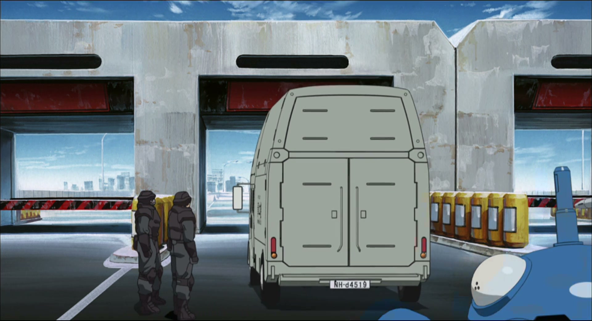 Ghost in the Shell: Stand Alone Complex Ep 45: IN: Chain Reaction of Symmetry - CHAIN REACTION @ 00:07:34
