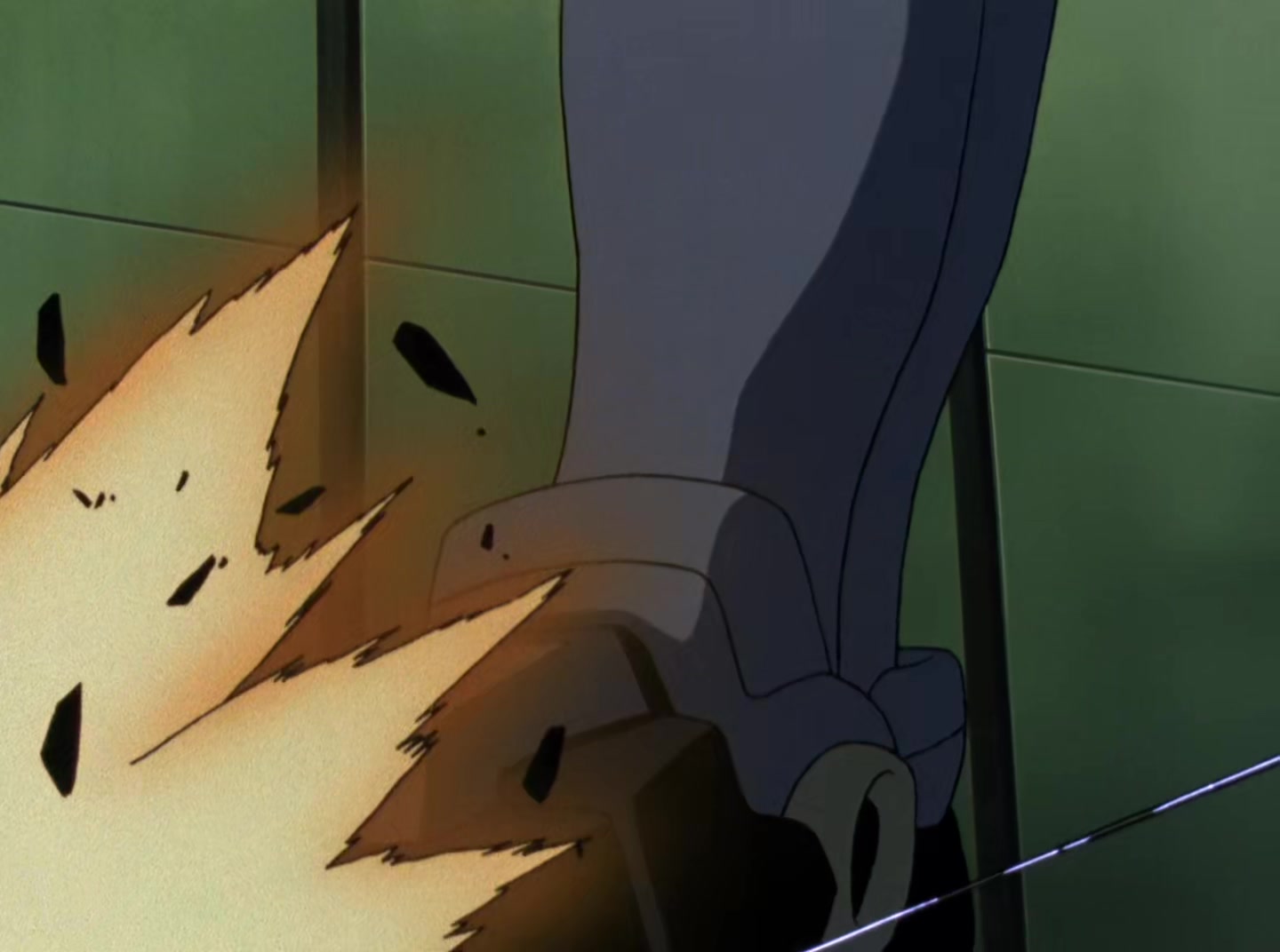 Mobile Suit Gundam Wing Ep 20: The Lunar Base Infiltration @ 10:30