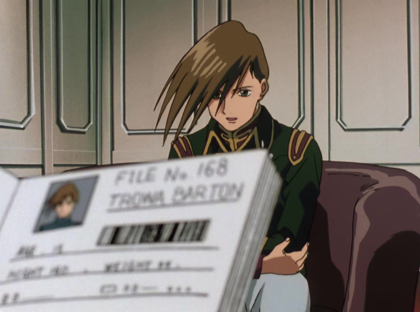 Mobile Suit Gundam Wing Ep 20: The Lunar Base Infiltration @ 17:31