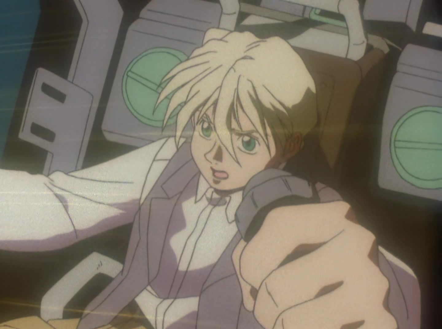Mobile Suit Gundam Wing Ep 26: The Eternal Flame of the Shooting Stars @ 19:14