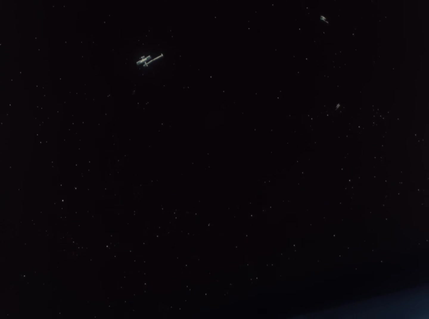 Mobile Suit Gundam Wing Ep 37: Zero VS Epyon @ 14:43