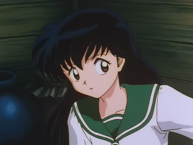 Inuyasha Ep 2: Seekers of the Sacred Jewel @ 00:04:26