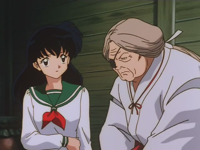 Inuyasha Ep 2: Seekers of the Sacred Jewel @ 00:04:48