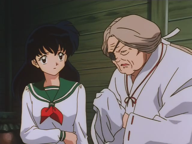 Inuyasha Ep 2: Seekers of the Sacred Jewel @ 00:04:52