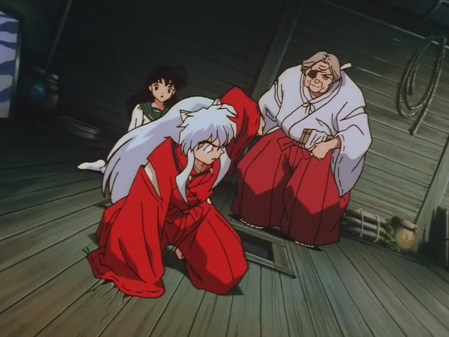 Inuyasha Ep 2: Seekers of the Sacred Jewel @ 00:05:31