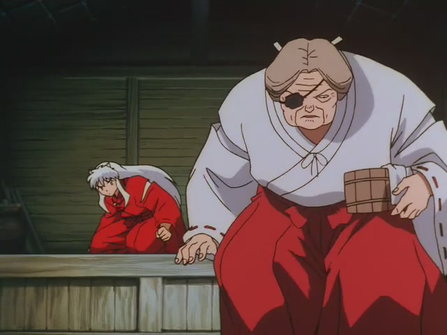 Inuyasha Ep 2: Seekers of the Sacred Jewel @ 00:05:44