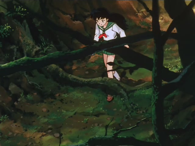 Inuyasha Ep 2: Seekers of the Sacred Jewel @ 00:10:36