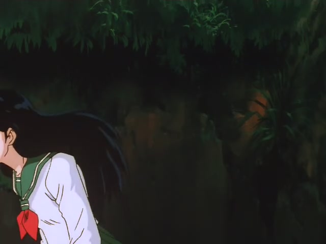 Inuyasha Ep 2: Seekers of the Sacred Jewel @ 00:10:41