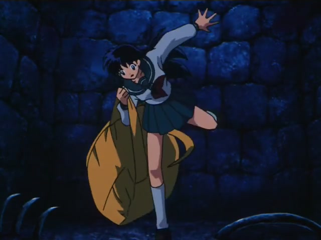 Inuyasha Ep 11: Terror of the Ancient Noh Mask @ 00:02:09
