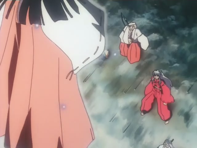 Inuyasha Ep 15: Return of the Tragic Priestess Kikyo @ 00:05:52