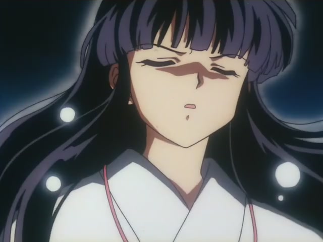 Inuyasha Ep 15: Return of the Tragic Priestess Kikyo @ 00:06:01