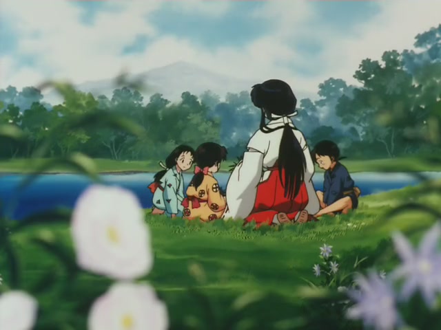 Inuyasha Ep 22: A Wicked Smile Kikyo's Wandering Soul @ 00:02:56