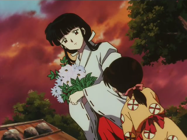 Inuyasha Ep 22: A Wicked Smile Kikyo's Wandering Soul @ 00:06:31