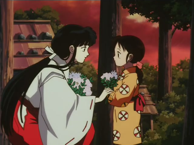 Inuyasha Ep 22: A Wicked Smile Kikyo's Wandering Soul @ 00:06:39