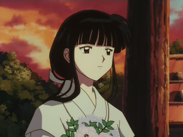 Inuyasha Ep 22: A Wicked Smile Kikyo's Wandering Soul @ 00:07:05