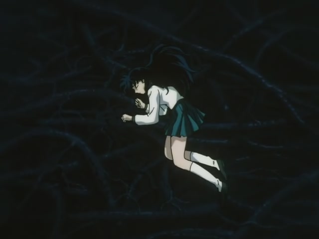 Inuyasha Ep 33: Kikyo Captured by Naraku @ 00:17:18