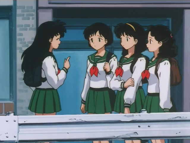 Inuyasha Ep 82: Gap Between the Ages @ 00:03:26