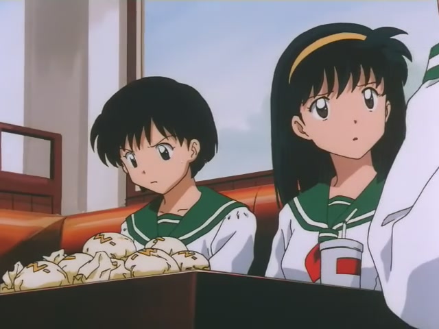 Inuyasha Ep 82: Gap Between the Ages @ 00:04:52